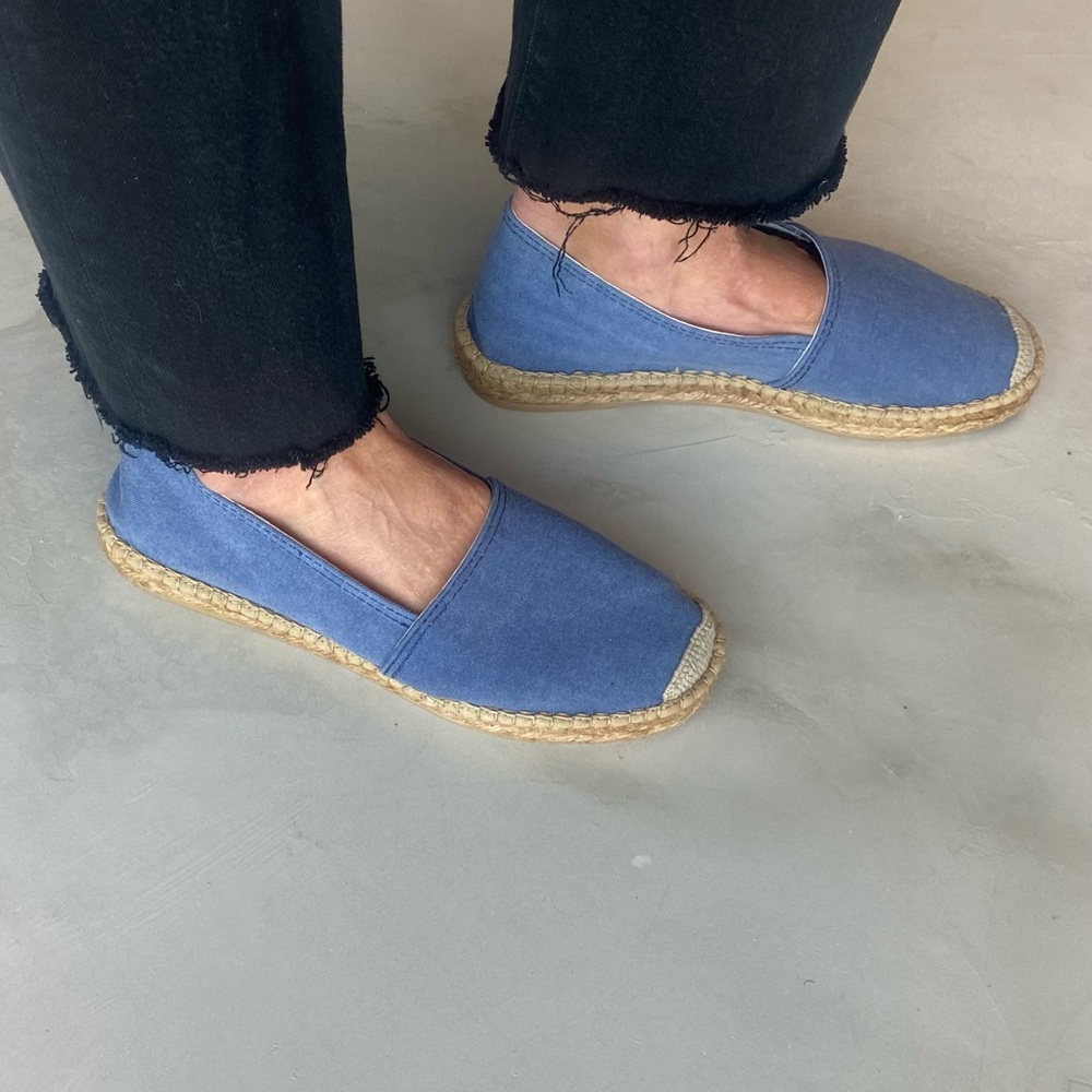 Women’s traditional espadrilles handmade in Spain in Blue jeans size 7(…